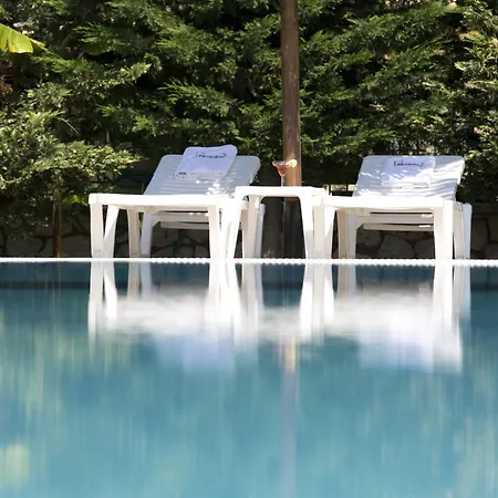 Lägenhetshotell Elia 4*