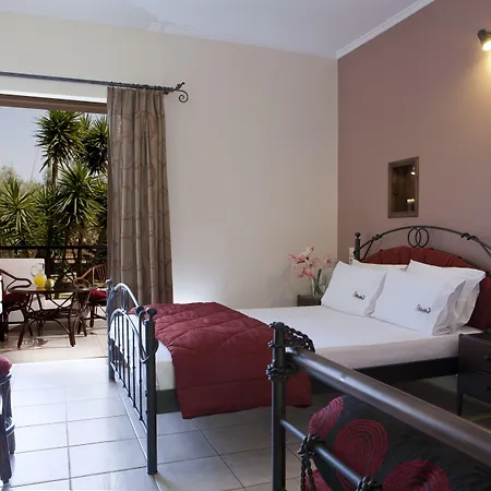 Lägenhetshotell Elia 4*