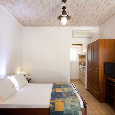 Hotel de apartamente Elia 3*