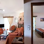 Aparthotel Elia Frínion
