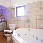 Elia Aparthotel Frínion