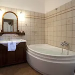 Elia Aparthotel