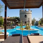 Elia Aparthotel