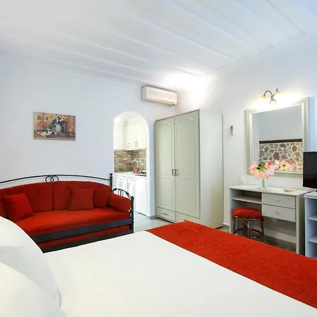 מלון דירות Elia 4*