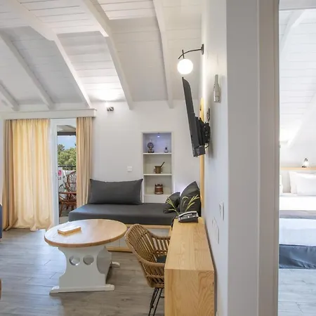 Apart-hotel Elia Frínion