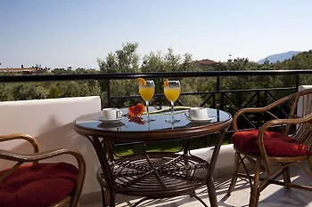 Elia מלון דירות Frínion